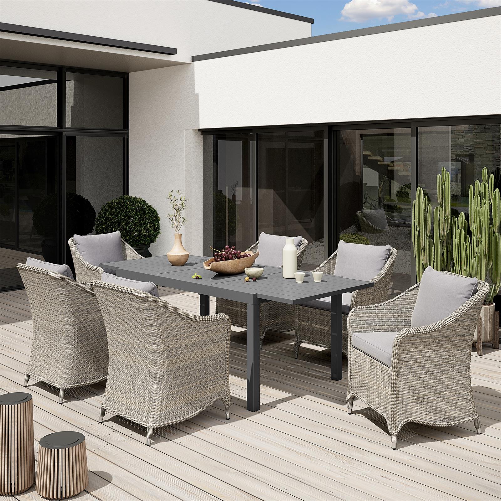 Exploring Wicker Furniture: From Vintage Charm to Modern Must-Haves