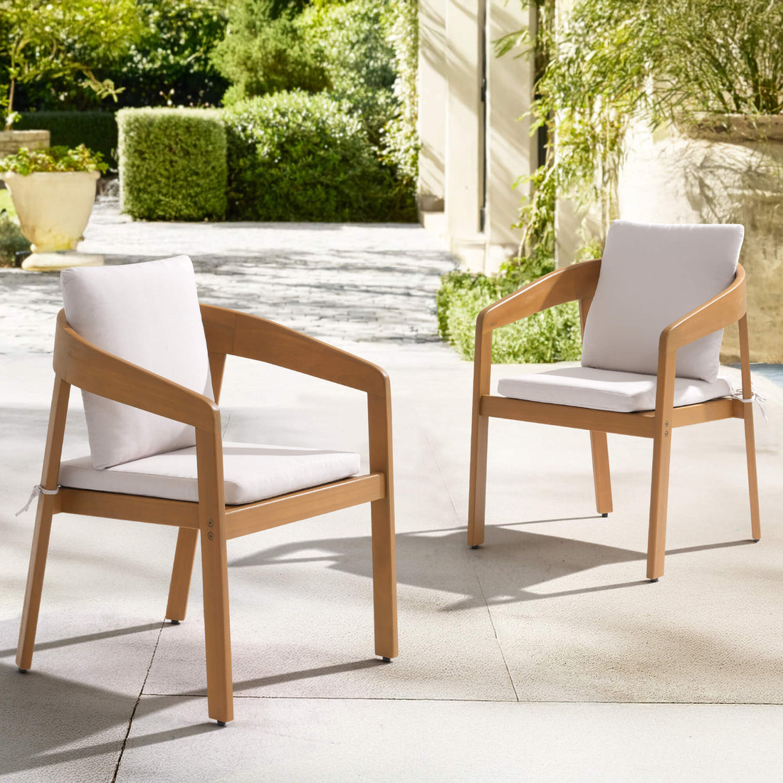 Why Stackable Outdoor Dining Chairs Are a Must for Small Homes