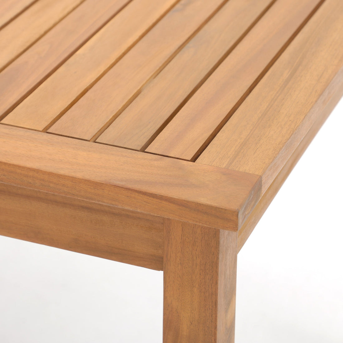 Wooden Furniture Knots: Are They a Quality Issue