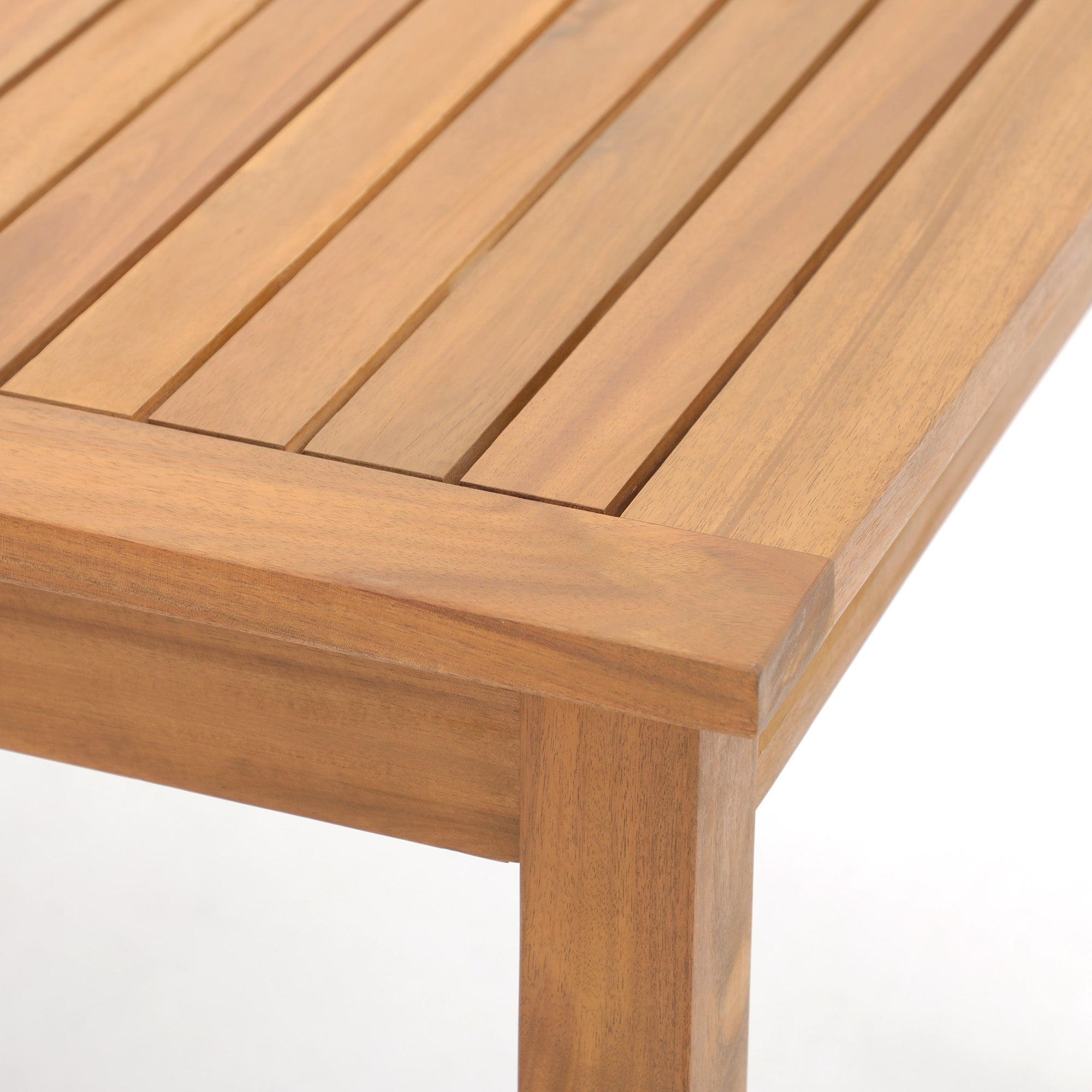 Wooden Furniture Knots: Are They a Quality Issue