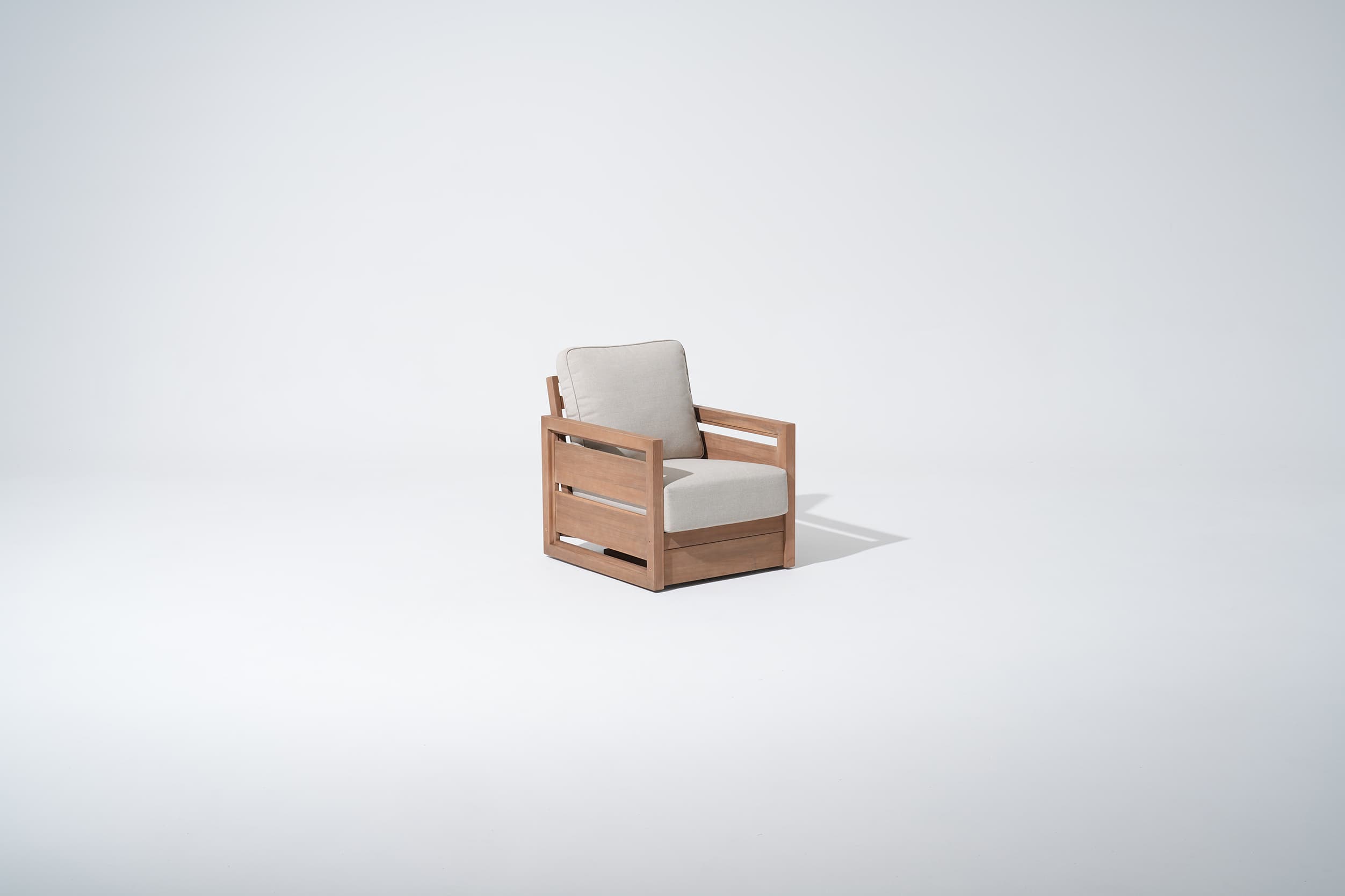 Noto Swivel Wooden Lounge Chairs, Set of 2