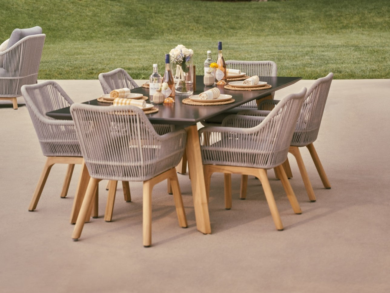 Plena Outdoor Dining Set For 6/8 People, Teak & Sintered Stone, 90.6''