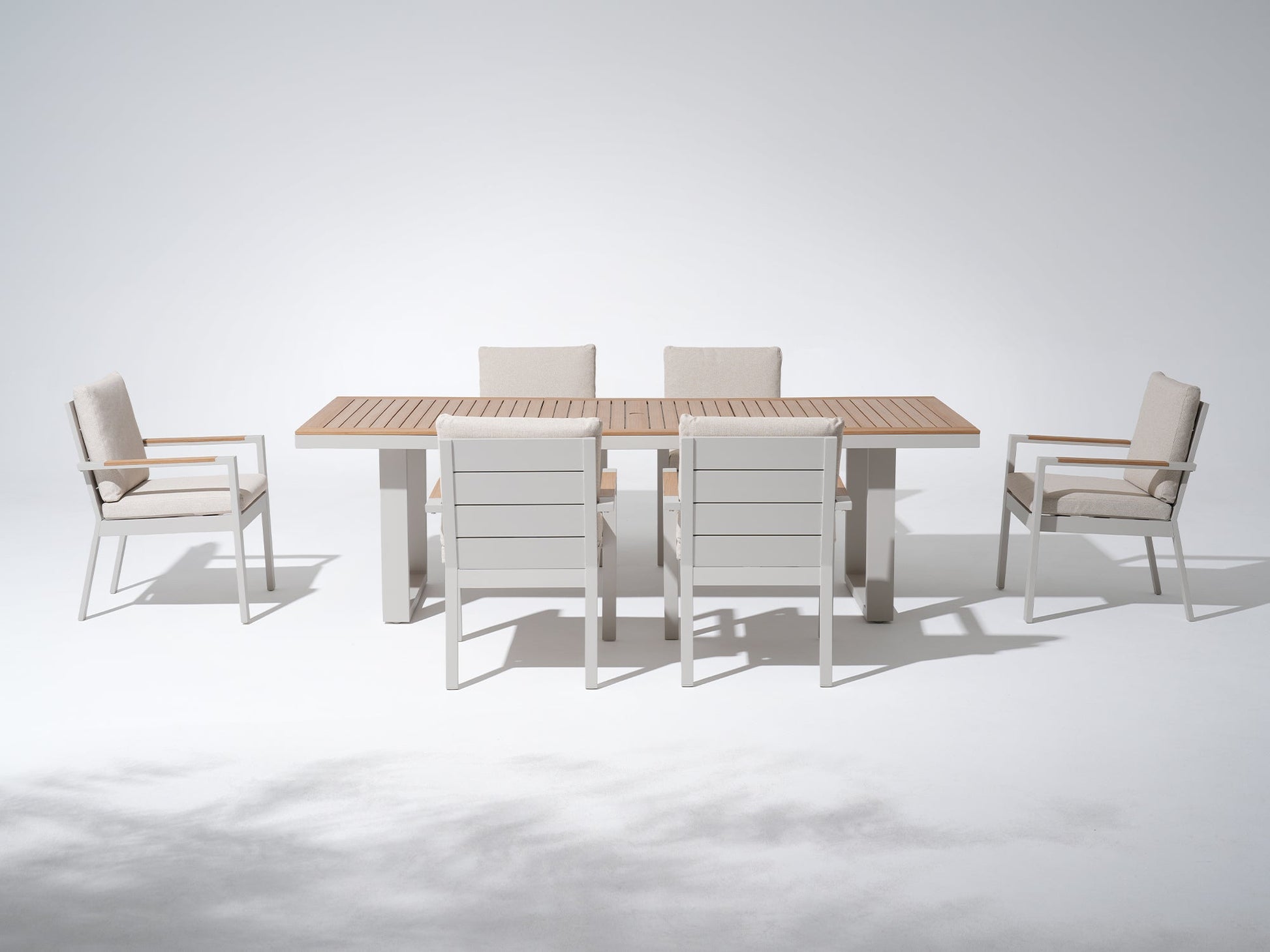 #Style_6 Chairs + 1 Table