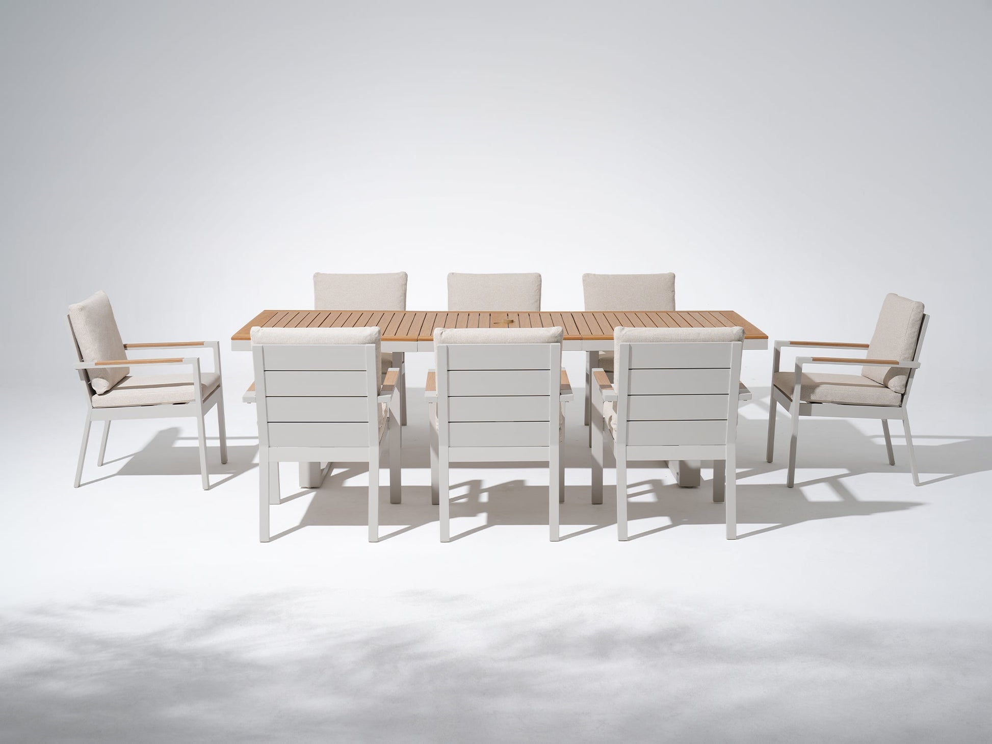 #Style_8 Chairs + 1 Table