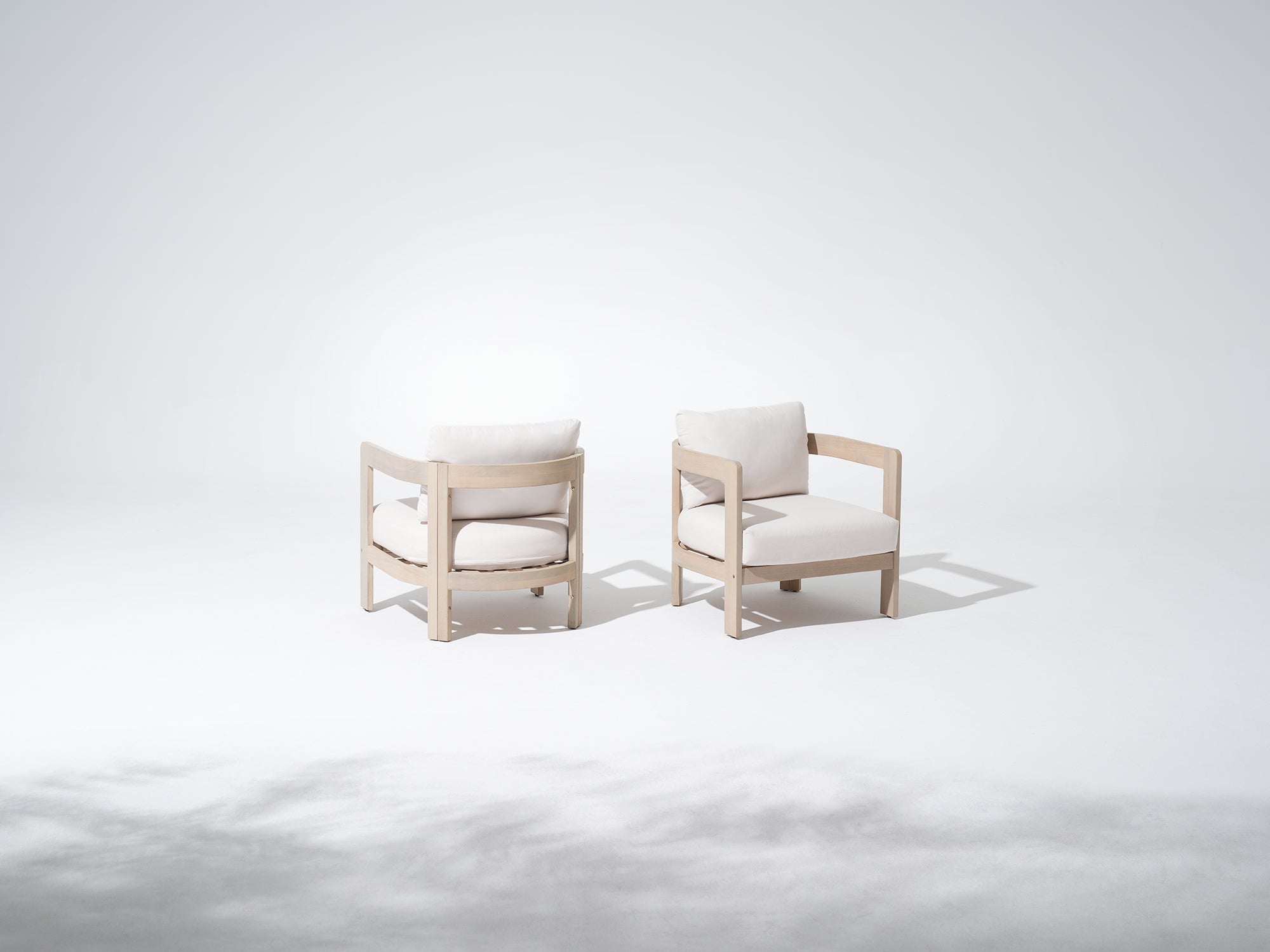 Cali 5 Seats Wooden Outdoor Sofa Set, Mixed Tables & 6.3" Thick Cushions