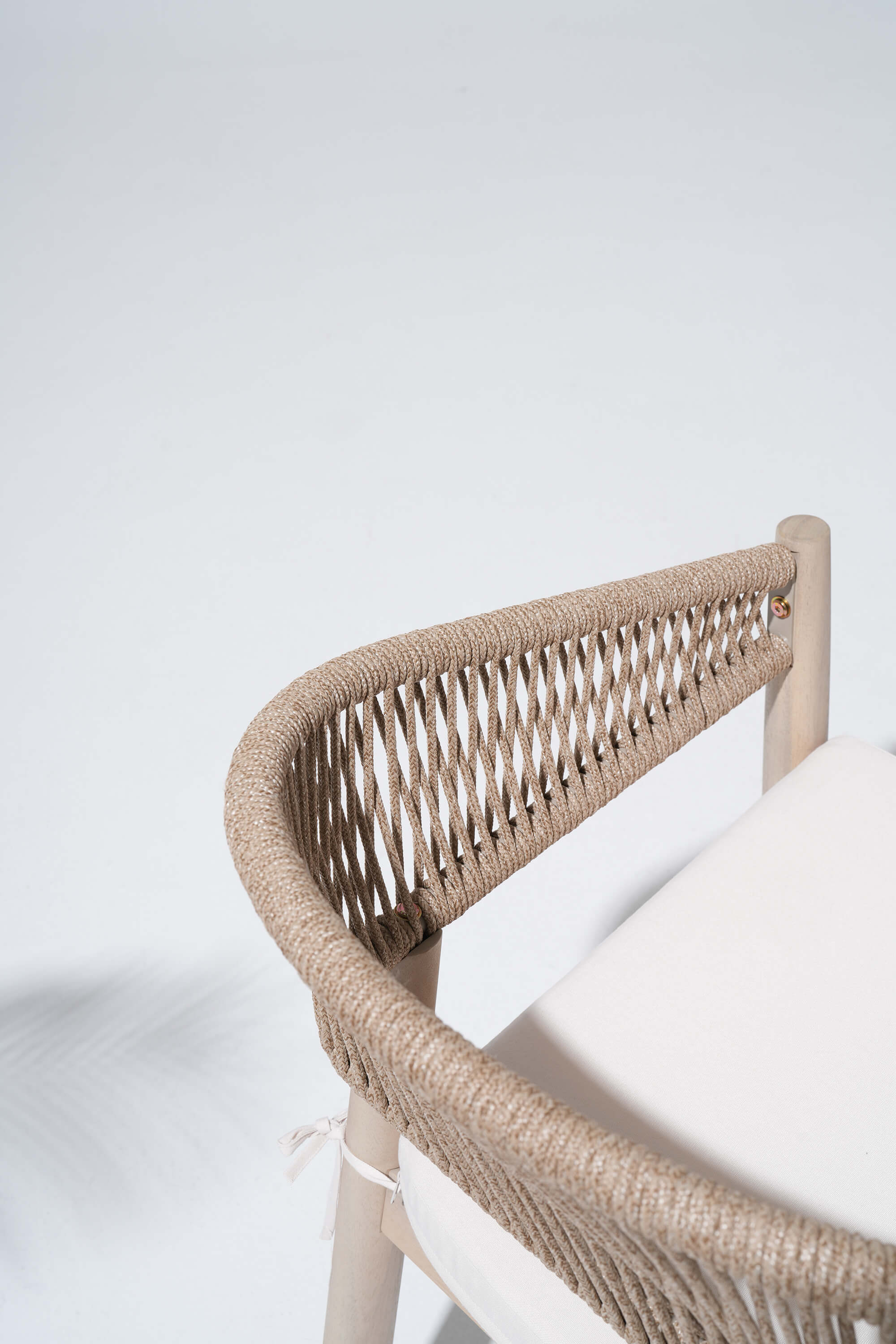 Lira Compact Wooden Outdoor Dining Set with Umbrella Hole for 8 People, 83"