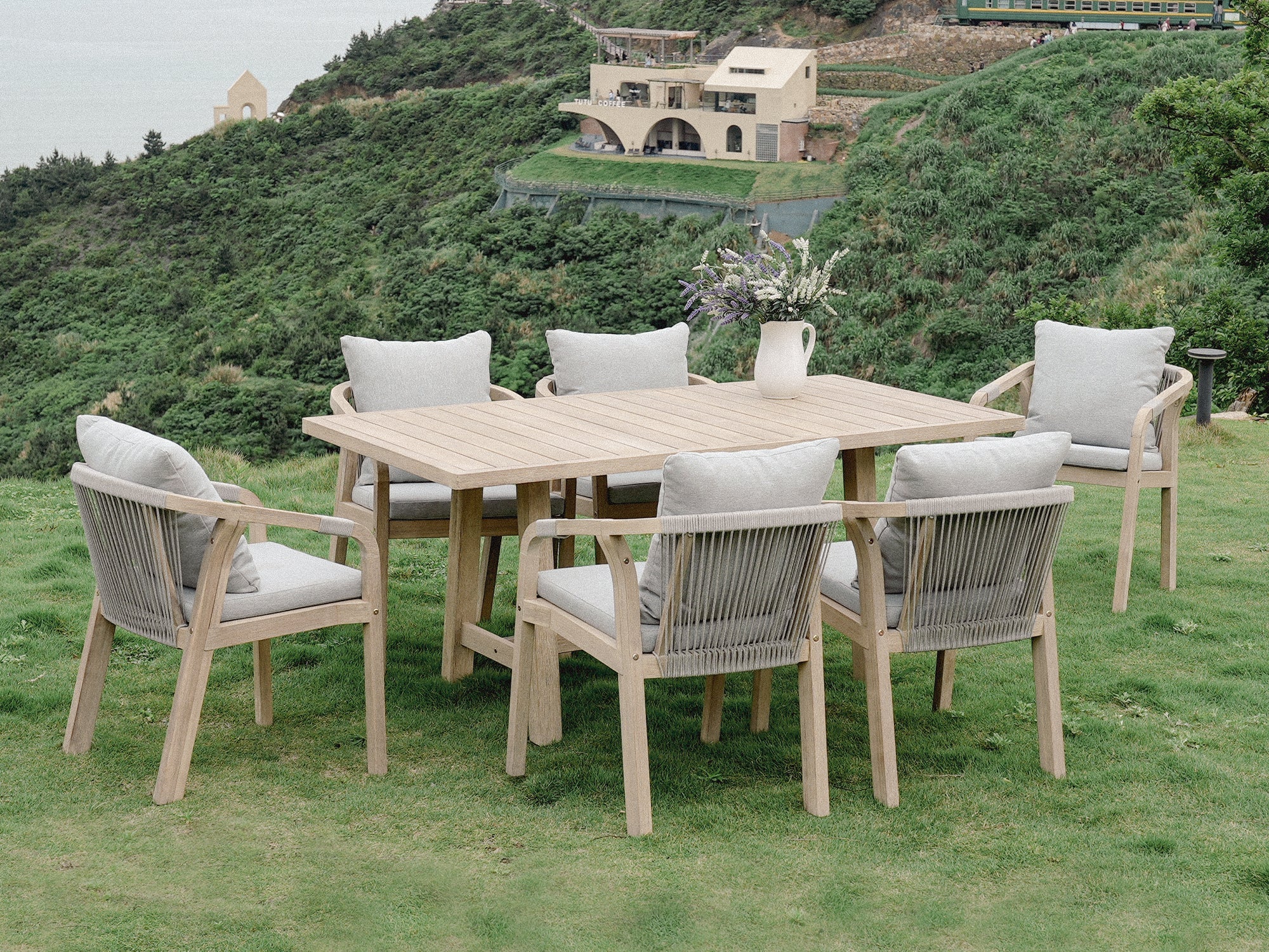 Thalea Rectangular Wooden Outdoor Dining Set for 6 People, 67''