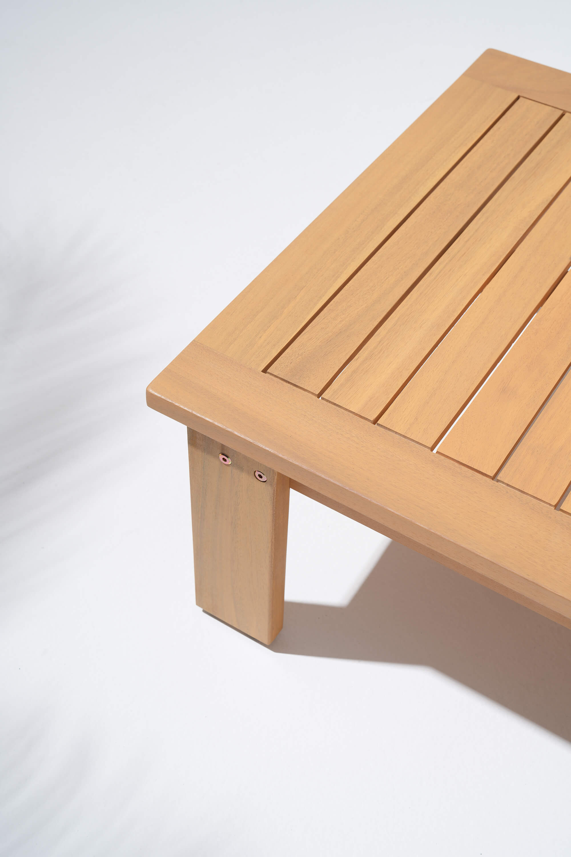 NOTO conversation set, Wooden coffee table detail