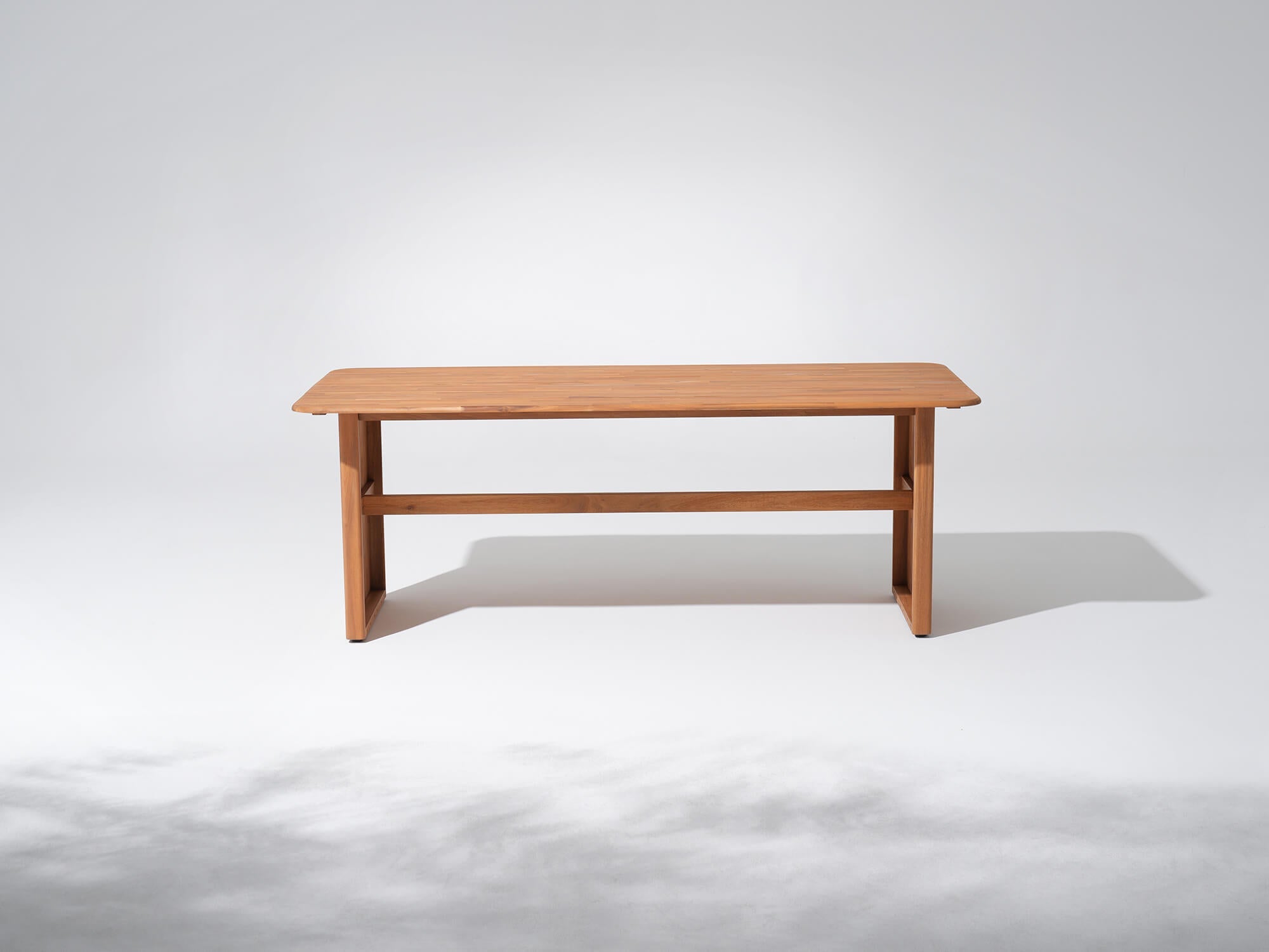 Wooden dining table for 4-8 people - SUNSITT Modern Premium Patio Outdoor Furniture 